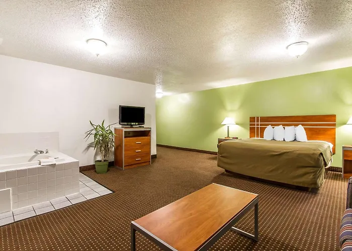 Econo & - Peoria Area Pekin