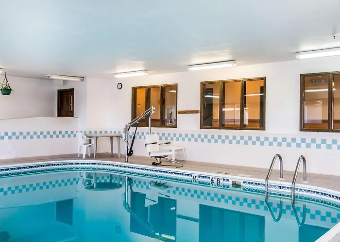Hotel Econo & - Peoria Area