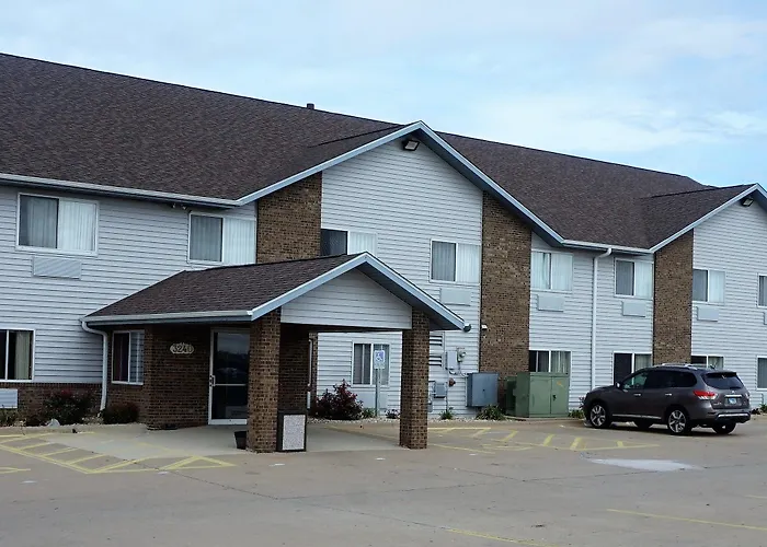 Hotel Econo & - Peoria Area