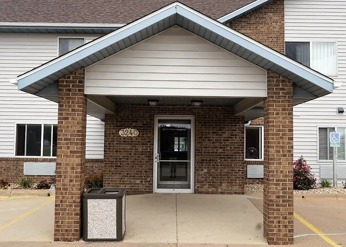 Econo & - Peoria Area 4*